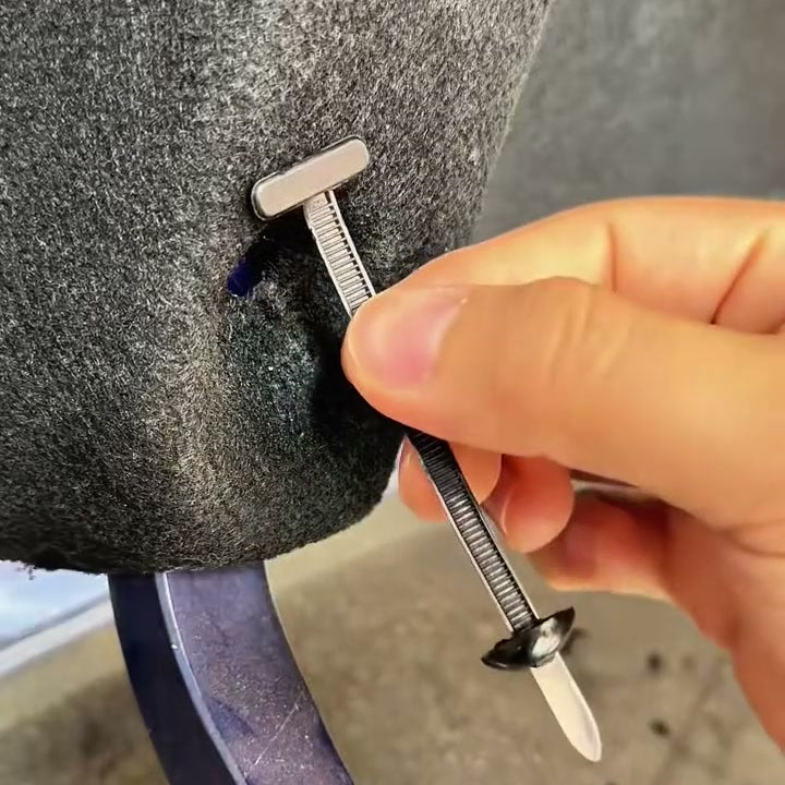 穴に通す